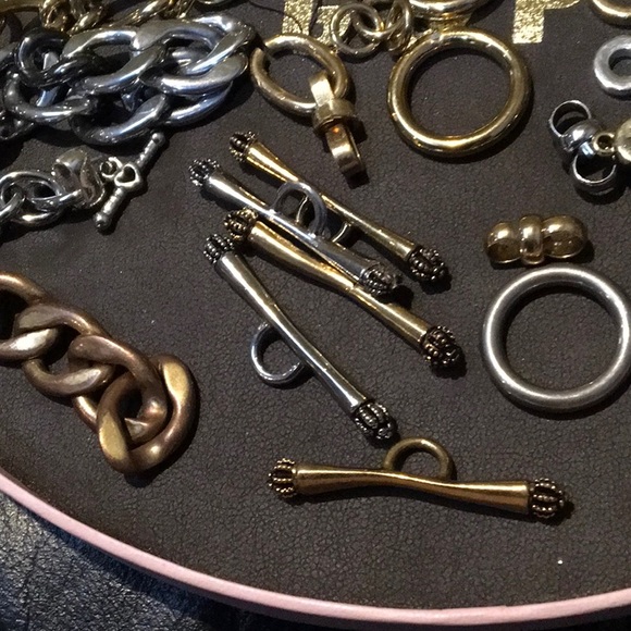 Juicy Couture scrap, mostly vintage, for repairs or upgrades 40 + pieces - Picture 6 of 10